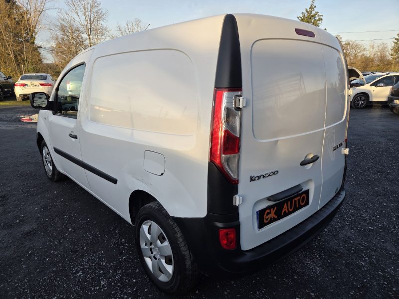 RENAULT KANGOO 1.5 DCI 75CH  2018 110000 km 
