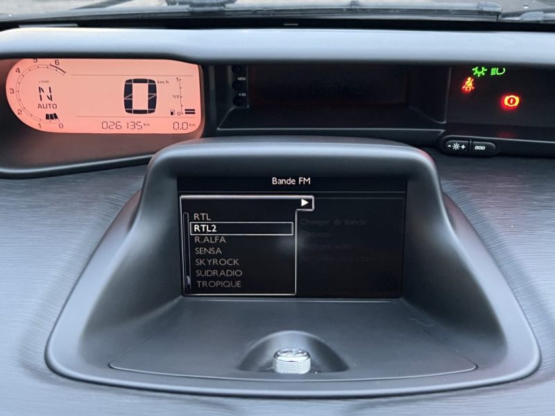 CITROEN C3 PICASSO PHASE 2 EXCLUSIVE 1.6 VTI 120 Cv 1ERE MAIN / BOITE AUTO 26 100 Kms GARANTIE 1 AN