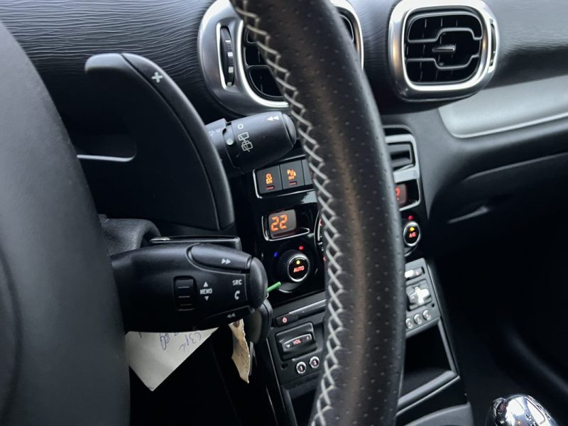 CITROEN C3 PICASSO PHASE 2 EXCLUSIVE 1.6 VTI 120 Cv 1ERE MAIN / BOITE AUTO 26 100 Kms GARANTIE 1 AN