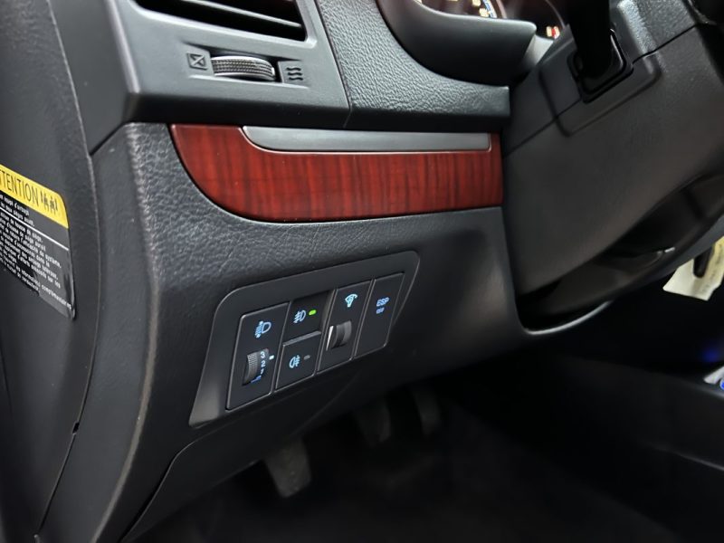 HYUNDAI SANTA FE II 2.2 CRDI 155 Cv 2WD 1ERE MAIN / INTERIEUR CUIR 50 100 Kms - GARANTIE 1 AN