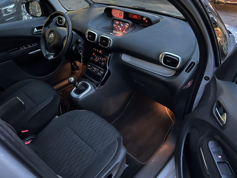 CITROEN C3 PICASSO PHASE 2 EXCLUSIVE 1.6 HDI 115 Cv 1ERE MAIN / 56 600 Kms GPS TOIT PANO Garantie1an