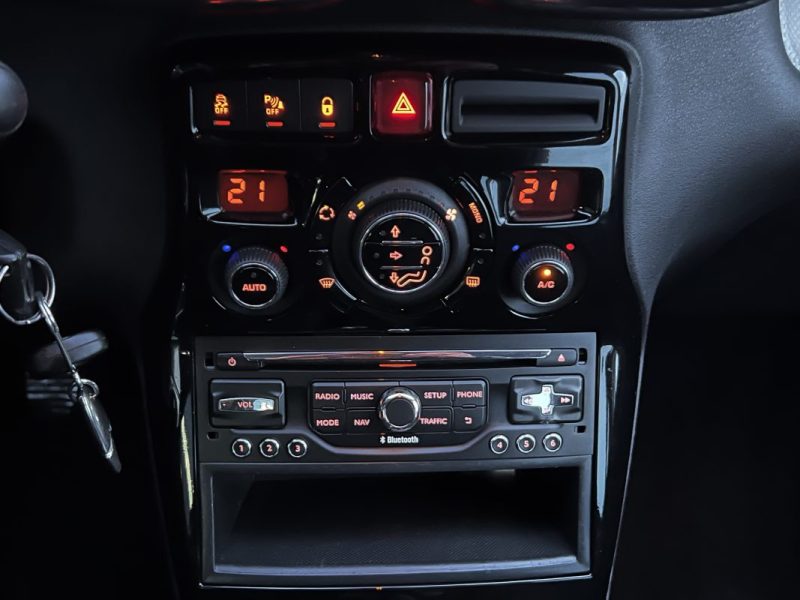 CITROEN C3 PICASSO PHASE 2 EXCLUSIVE 1.6 HDI 115 Cv 1ERE MAIN / 56 600 Kms GPS TOIT PANO Garantie1an