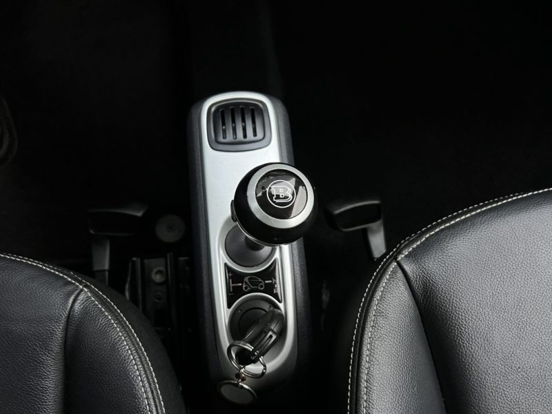 SMART FORTWO COUPE II PHASE 2 BRABUS 1.2 TURBO 102 Cv - PROBLEME POMMEAU VITESSE / 35 600 Kms