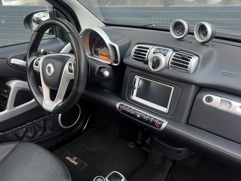 SMART FORTWO COUPE II PHASE 2 BRABUS 1.2 TURBO 102 Cv - PROBLEME POMMEAU VITESSE / 35 600 Kms