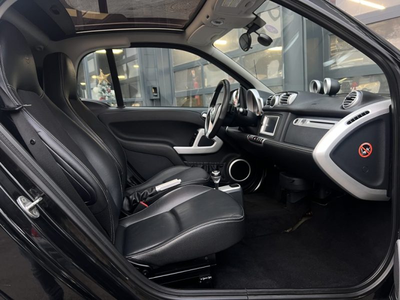 SMART FORTWO COUPE II PHASE 2 BRABUS 1.2 TURBO 102 Cv - PROBLEME POMMEAU VITESSE / 35 600 Kms