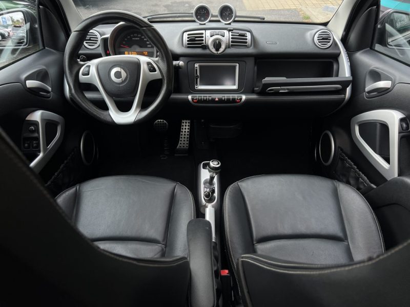 SMART FORTWO COUPE II PHASE 2 BRABUS 1.2 TURBO 102 Cv - PROBLEME POMMEAU VITESSE / 35 600 Kms