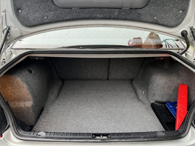 BMW SERIE 3 III COUPE E46 323 Ci 323Ci 2.5 i 6 CYLINDRES 170 Cv BOITE AUTOMATIQUE / ORIGINE FRANCE