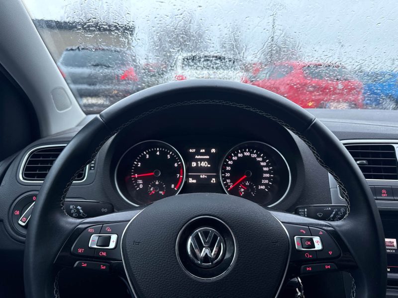 VOLKSWAGEN POLO 1.2 TSI 90CH DSG7 5P 1 ÈRE MAIN  