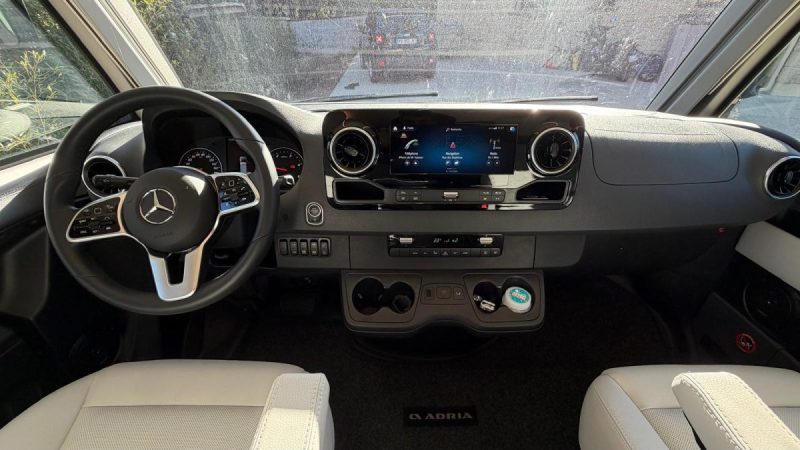 ADRIA MOBIL SUPER SONIC ADRIA SUPERSONIC 890LC 