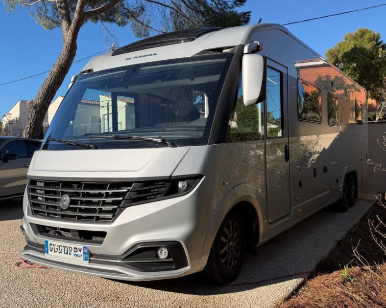 ADRIA MOBIL SUPER SONIC ADRIA SUPERSONIC 890LC 