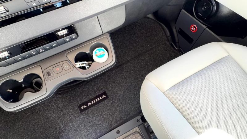 ADRIA MOBIL SUPER SONIC ADRIA SUPERSONIC 890LC 