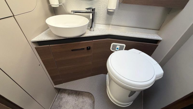 ADRIA MOBIL SUPER SONIC ADRIA SUPERSONIC 890LC 