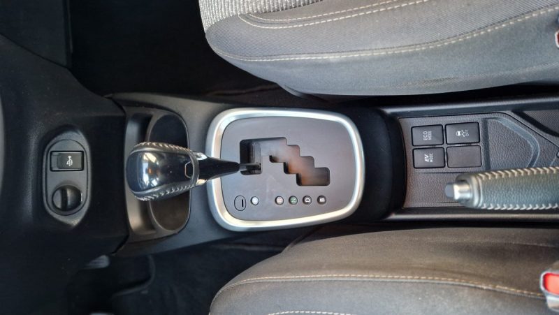 TOYOTA YARIS HYBRID 100 CV COLLECTION 2020