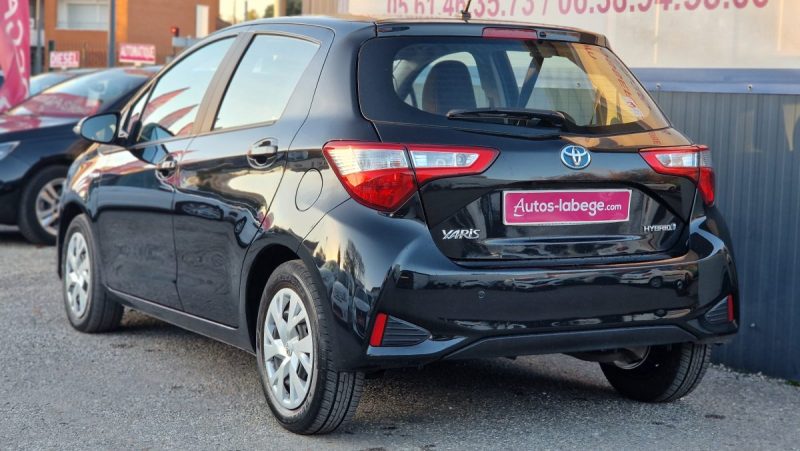 TOYOTA YARIS HYBRID 100 CV COLLECTION 2020