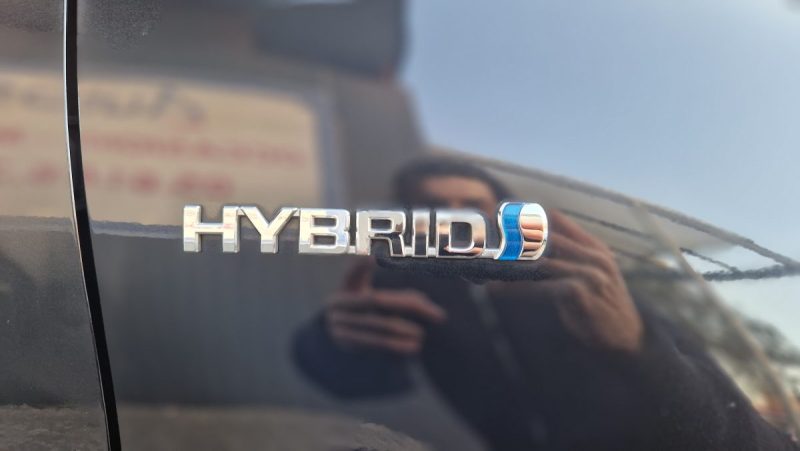 TOYOTA YARIS HYBRID 100 CV COLLECTION 2020