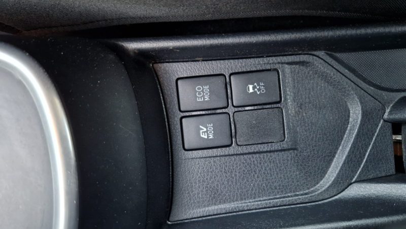 TOYOTA YARIS HYBRID 100 CV COLLECTION 2020