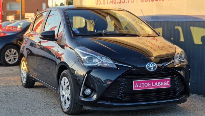TOYOTA YARIS HYBRID 100 CV COLLECTION 2020