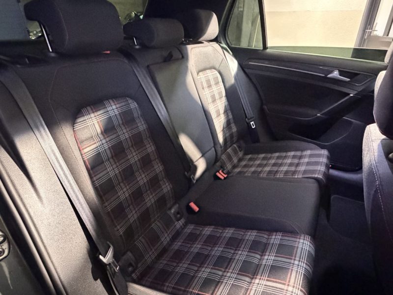 VOLKSWAGEN GOLF 7 2.0 TSI 245 GTI PERFORMANCE DSG7 - TOIT OUVRANT - SIEGES CHAUFFANTS 