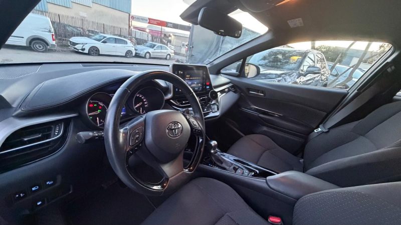 TOYOTA C-HR 1 122H GRAPHIC 2018