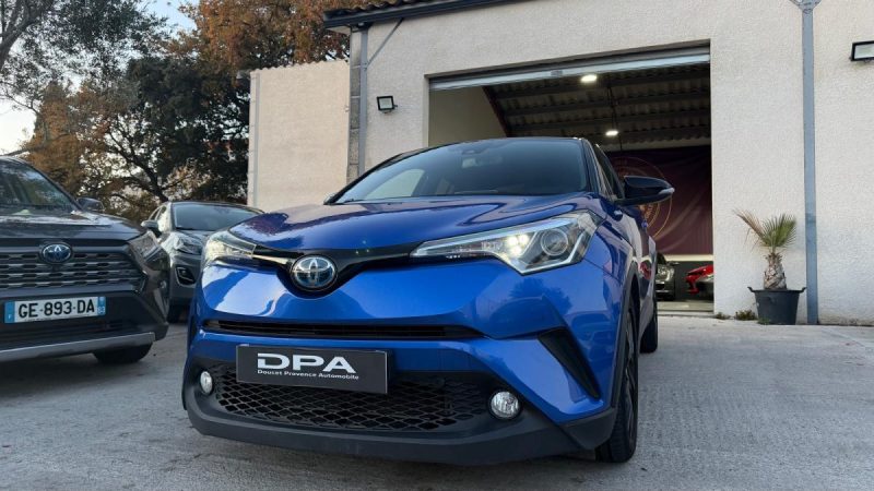 TOYOTA C-HR 1 122H GRAPHIC 2018