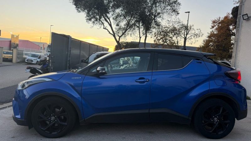 TOYOTA C-HR 1 122H GRAPHIC 2018