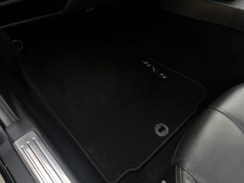 MAZDA MX-5 III ROADSTER / CABRIOLET 1.8 i 126 Cv 1ERE MAIN PACK ELEGANCE CUIR 39 100km - Garantie1an