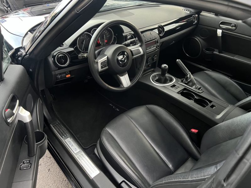 MAZDA MX-5 III ROADSTER / CABRIOLET 1.8 i 126 Cv 1ERE MAIN PACK ELEGANCE CUIR 39 100km - Garantie1an