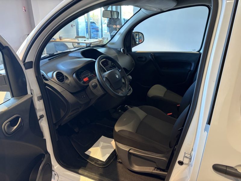 RENAULT KANGOO  1.5 BLUE DCI 80 TREND / DISTRIBUTION 2025  2020