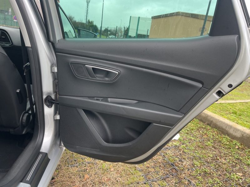 SEAT LEON  1.2L TSI 110 PREMIUM, TOIT OUVRANT, CUIR-ALCANTARA 2015