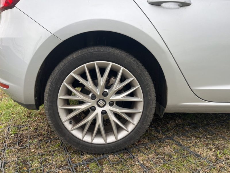 SEAT LEON  1.2L TSI 110 PREMIUM, TOIT OUVRANT, CUIR-ALCANTARA 2015