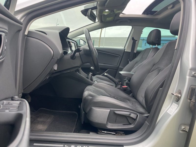 SEAT LEON  1.2L TSI 110 PREMIUM, TOIT OUVRANT, CUIR-ALCANTARA 2015
