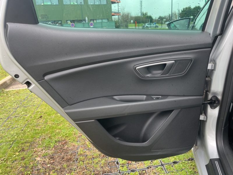 SEAT LEON  1.2L TSI 110 PREMIUM, TOIT OUVRANT, CUIR-ALCANTARA 2015