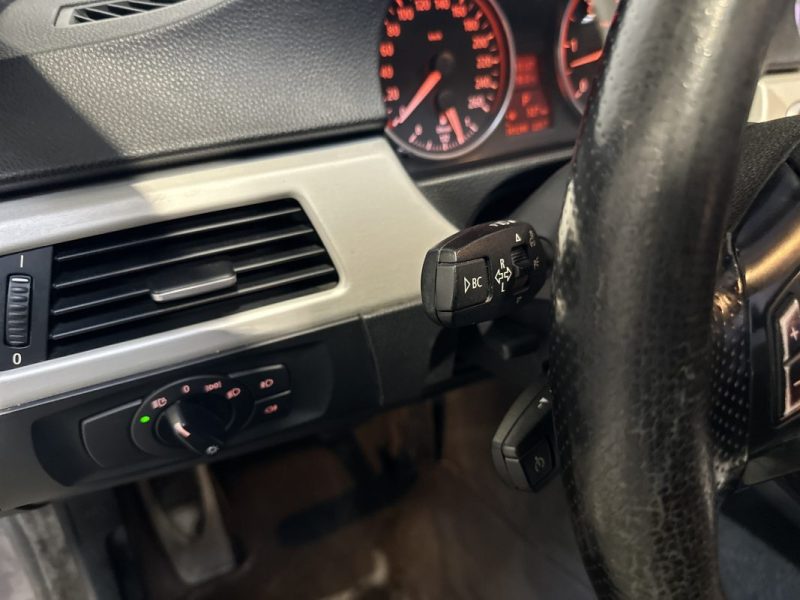 BMW SERIE 3  e91 330d 231ch PACK M - TOIT OUVRANT / SUIVI COMPLET