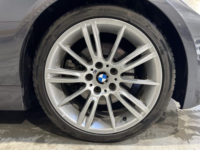 BMW SERIE 3  e91 330d 231ch PACK M - TOIT OUVRANT / SUIVI COMPLET