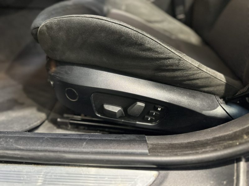 BMW SERIE 3  e91 330d 231ch PACK M - TOIT OUVRANT / SUIVI COMPLET