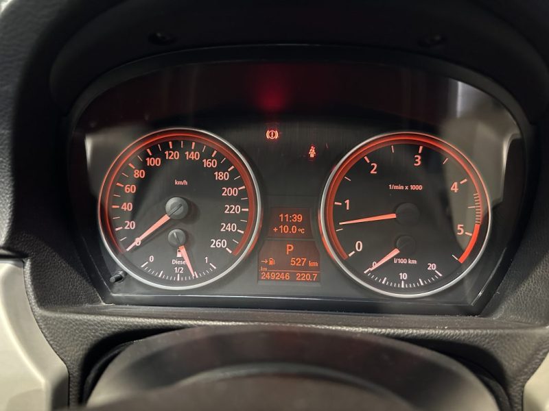 BMW SERIE 3  e91 330d 231ch PACK M - TOIT OUVRANT / SUIVI COMPLET