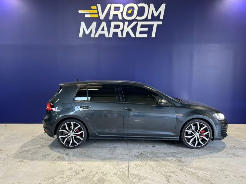 VOLKSWAGEN GOLF 2.0 GTI 230 BOITE MANUELLE PERFORMANCE