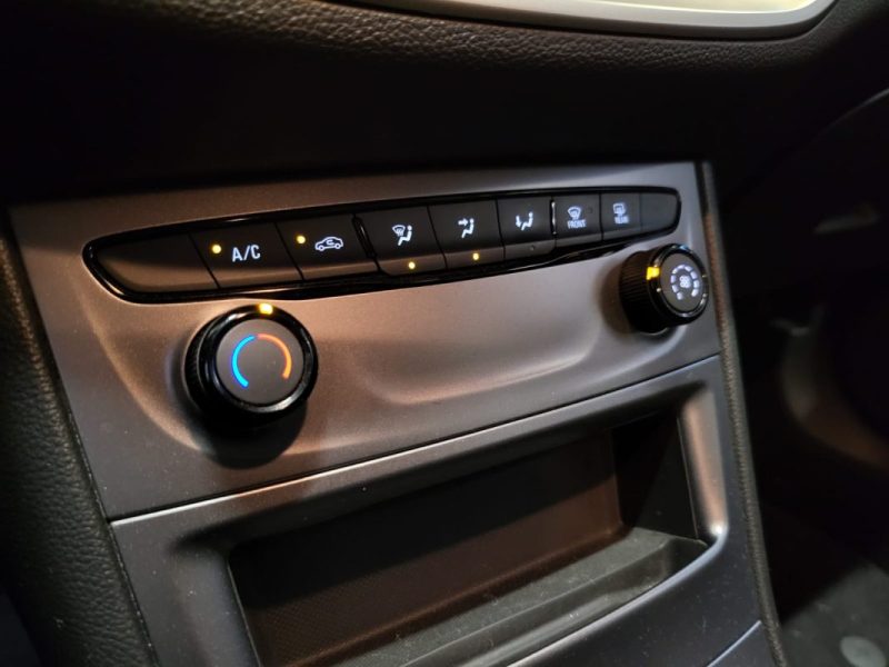 OPEL ASTRA 1.2 TURBO 110cv BUSINESS / APPLE CARPLAY / 1ERE MAIN / SUIVI COMPLET