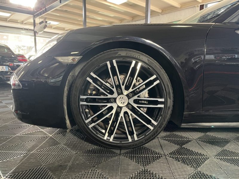 PORSCHE  911 991 TARGA 4 2015