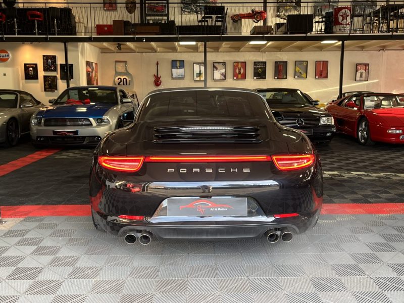 PORSCHE  911 991 TARGA 4 2015