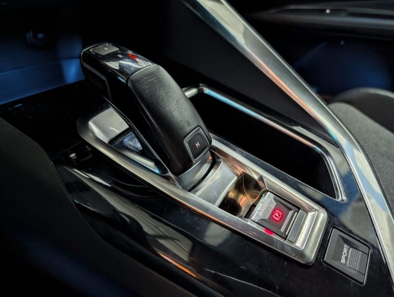 PEUGEOT 3008 1.6 BLUE HDI 120cv ALLURE EAT6 