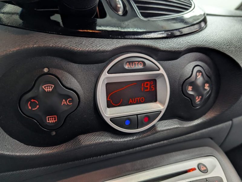 RENAULT TWINGO II 1.6 133cv RS GORDINI 2011