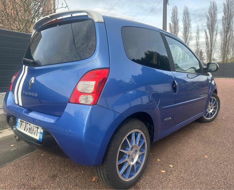 RENAULT TWINGO II 1.5 DCI GORDINI 2011