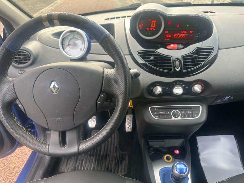 RENAULT TWINGO II 1.5 DCI GORDINI 2011