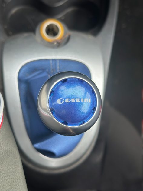 RENAULT TWINGO II 1.5 DCI GORDINI 2011