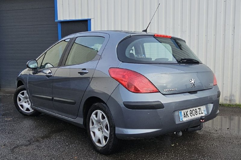 PEUGEOT  308 1.6 HDI 110CH CONFORT