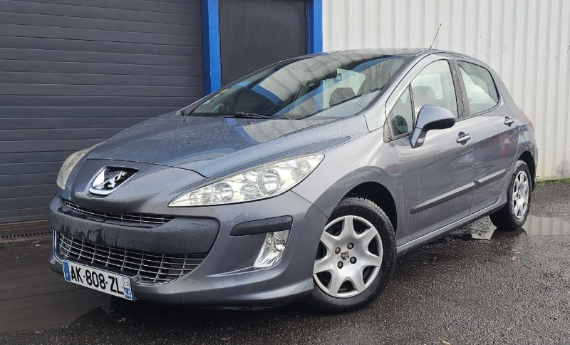 PEUGEOT  308 1.6 HDI 110CH CONFORT