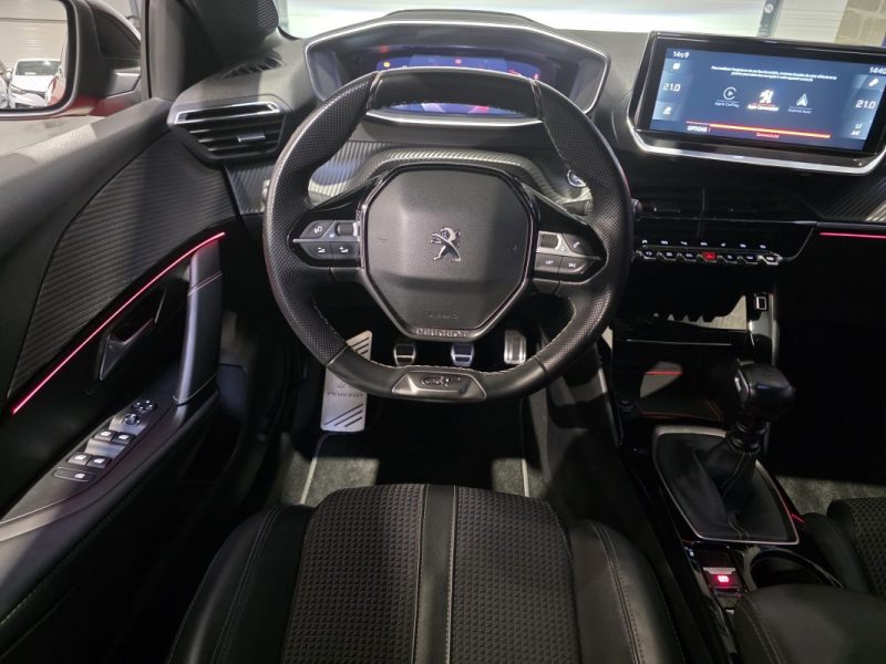PEUGEOT 208 1.2 PURETECH 100 GT-LINE / 1ERE MAIN / SUIVI PEUGEOT