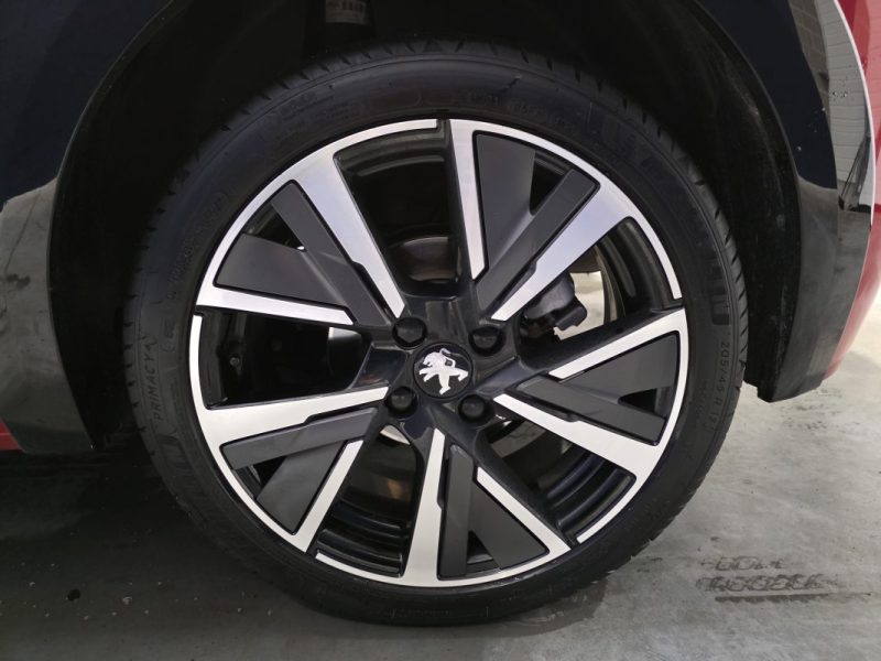 PEUGEOT 208 1.2 PURETECH 100 GT-LINE / 1ERE MAIN / SUIVI PEUGEOT