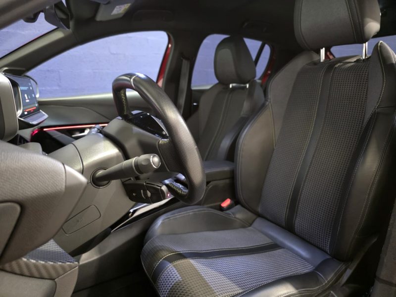 PEUGEOT 208 1.2 PURETECH 100 GT-LINE / 1ERE MAIN / SUIVI PEUGEOT